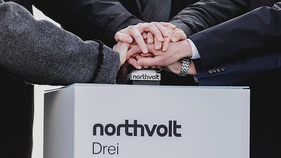 Der Bau der Batteriezell-Gigafabrik Northvolt Drei hat offiziell begonnen. 